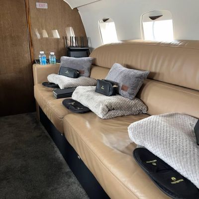 Авиапарк - Самолет Як-40