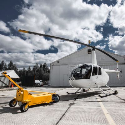 Вертолет R-44