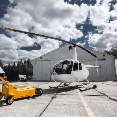 Вертолет R-44