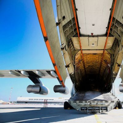 Самолет Ил-76