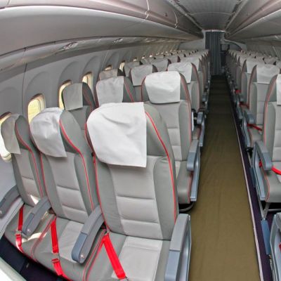 Самолет Ан-148